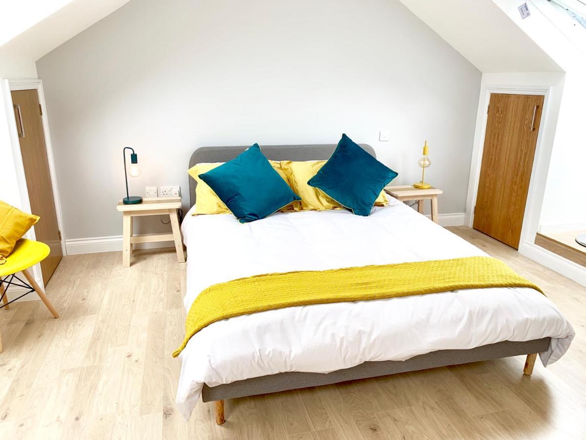 The Birches Apartment Cambridge  Bagian luar foto